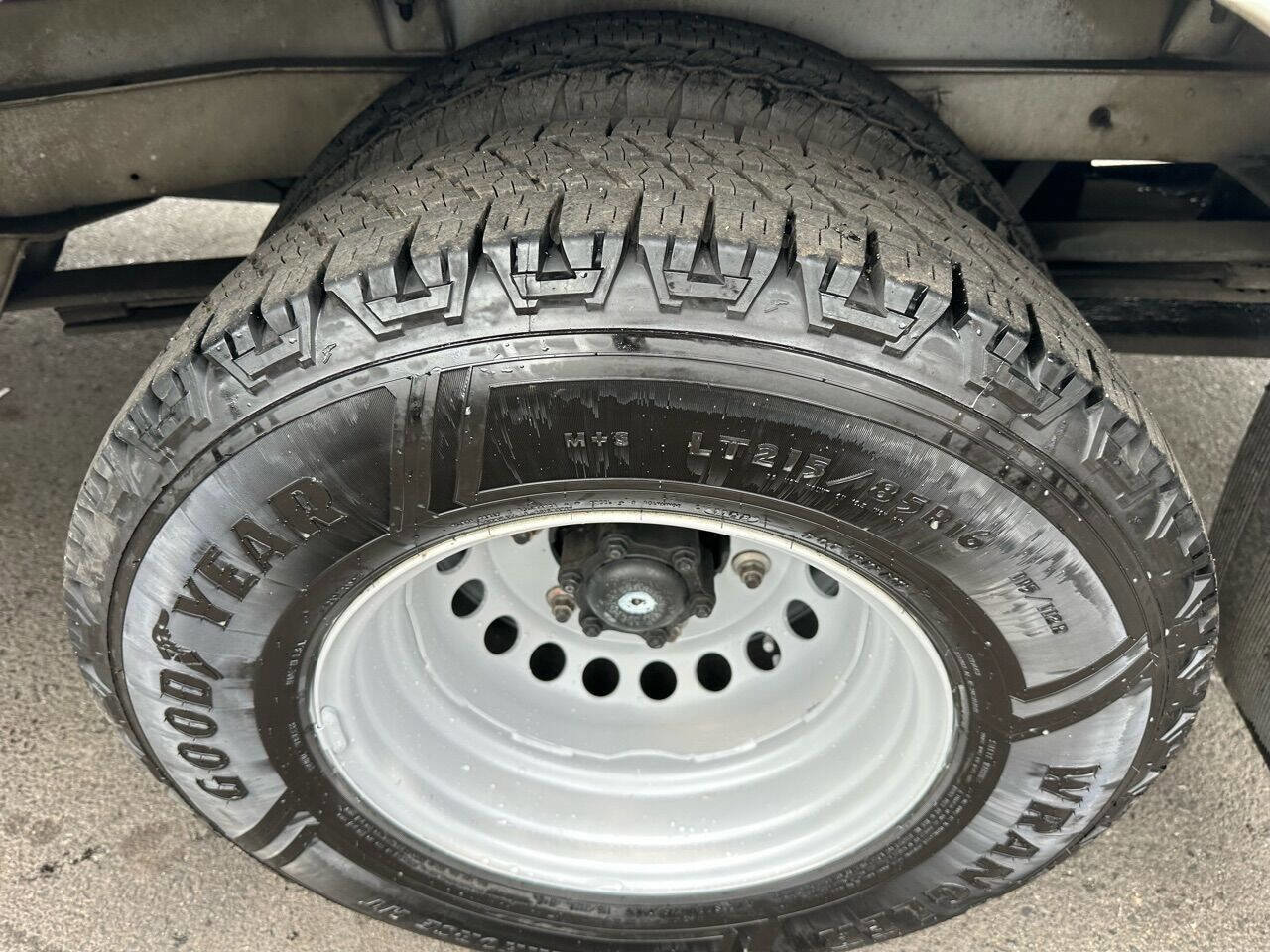 Used 2017 Mercedes-Benz Sprinter 3500 w/ Suspension Package II image 22