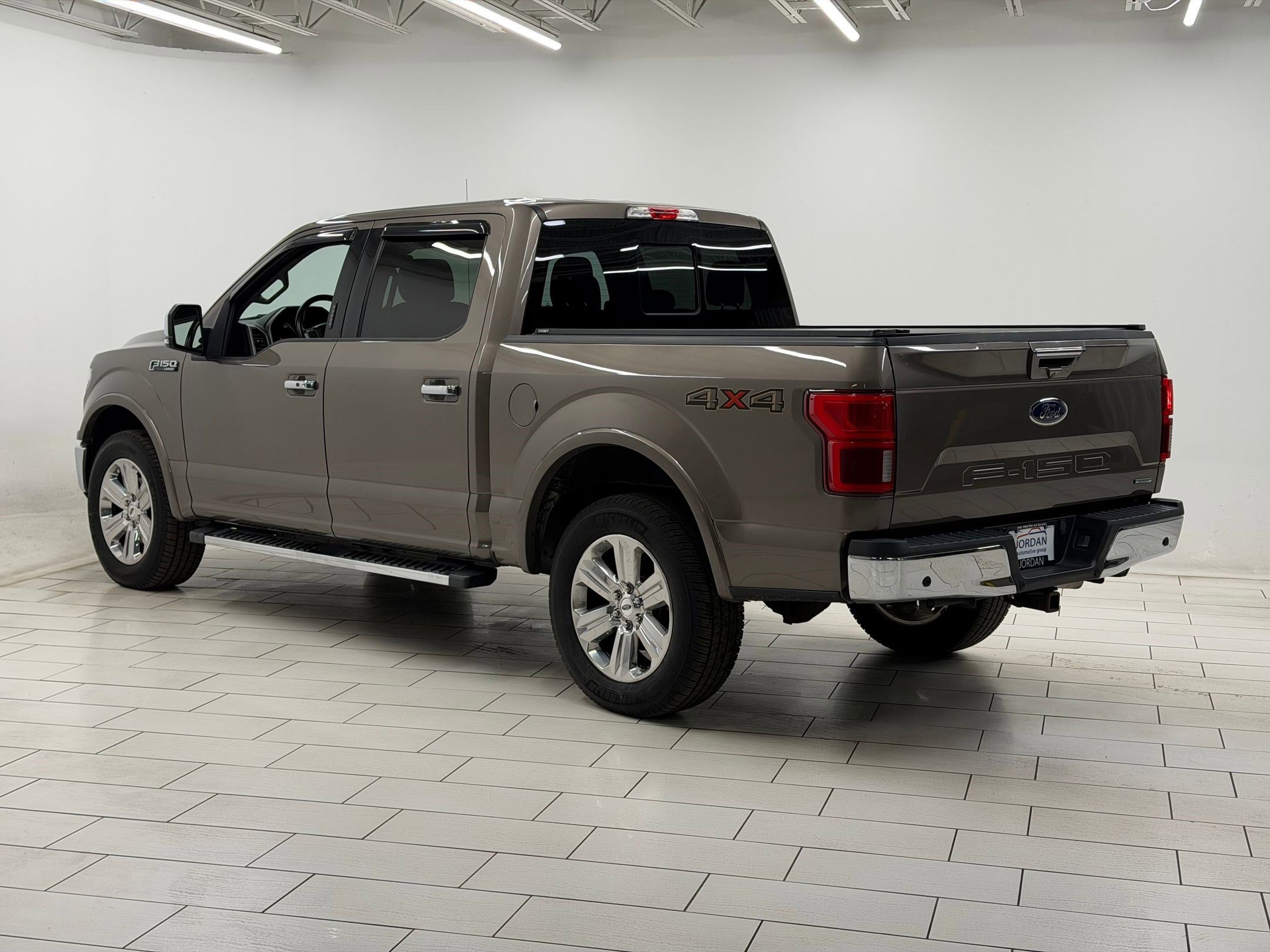 Used 2018 Ford F150 Lariat image 2