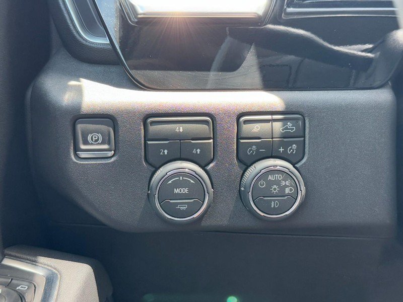 Used 2026 Chevrolet Silverado 3500 LT w/ All Star Edition AWD/4WD image 16