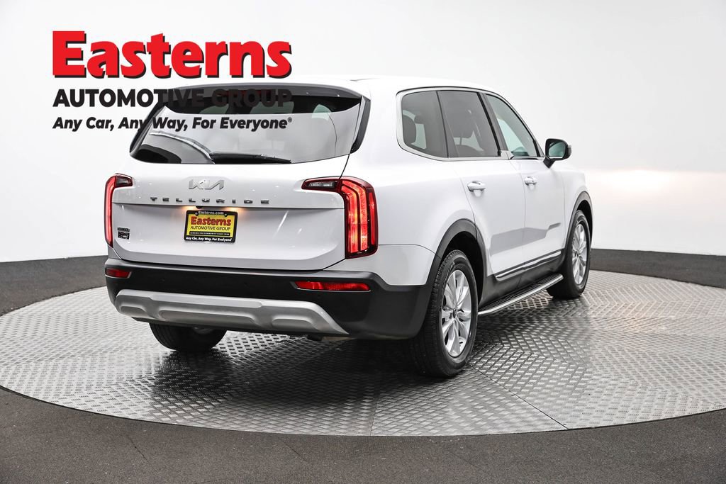 Used 2022 Kia Telluride LX AWD/4WD image 5