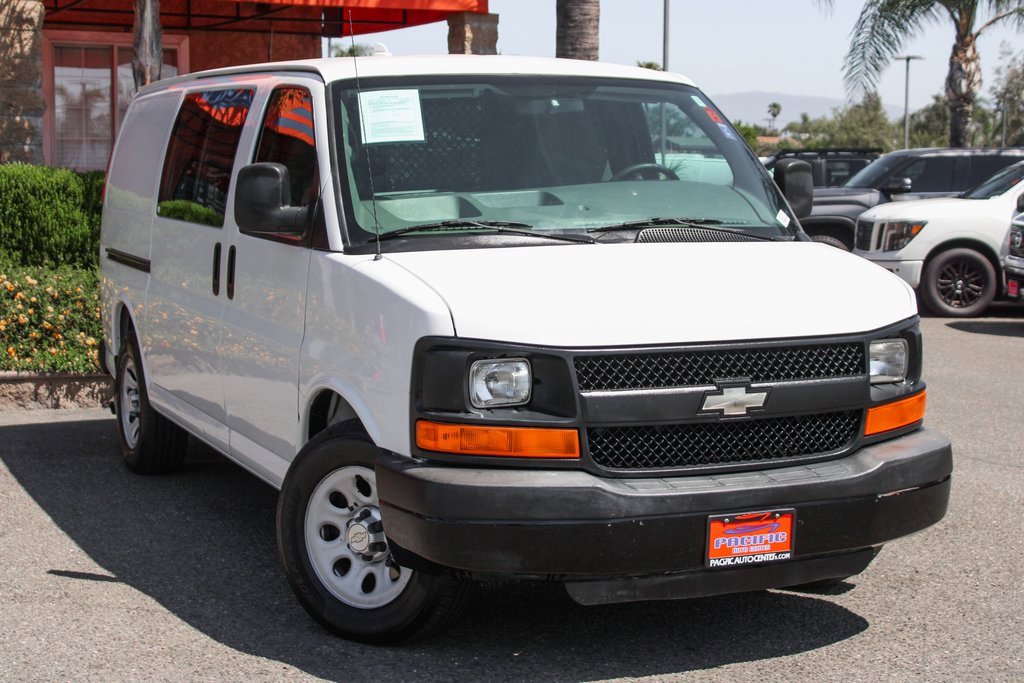 Used 2012 Chevrolet Express 1500 image 2