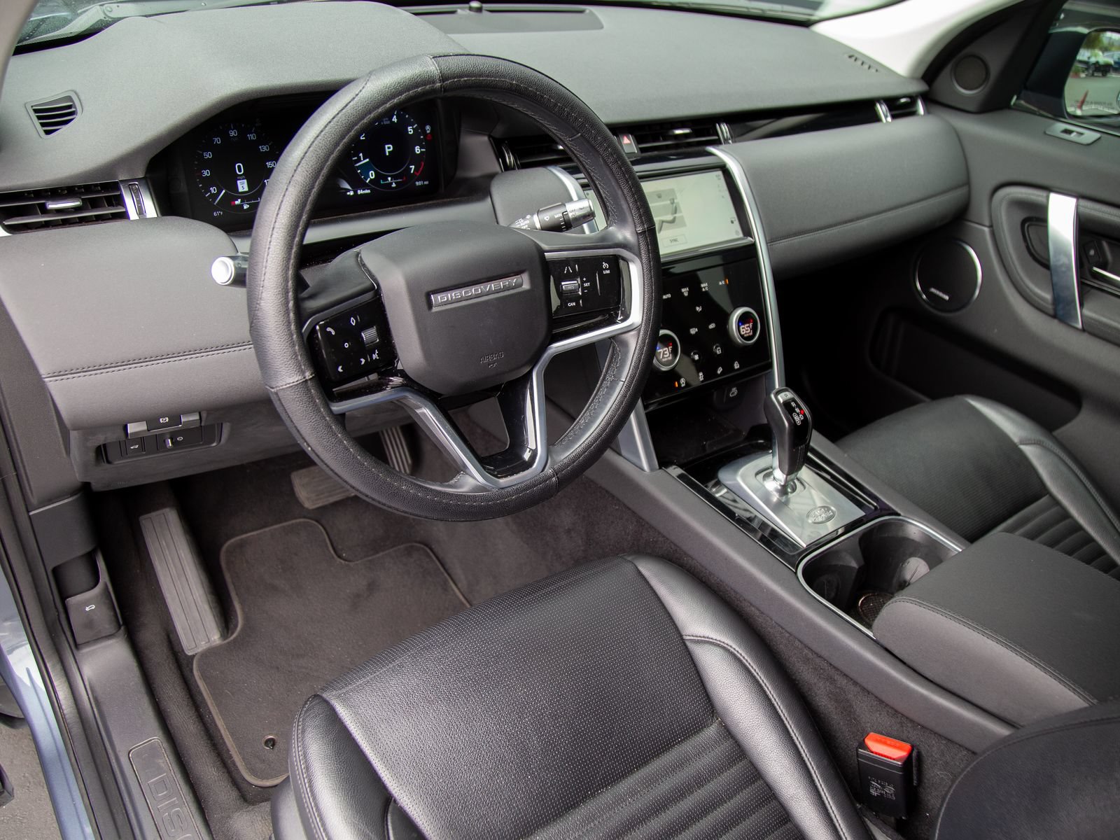 Used 2022 Land Rover Discovery Sport SE AWD/4WD image 4
