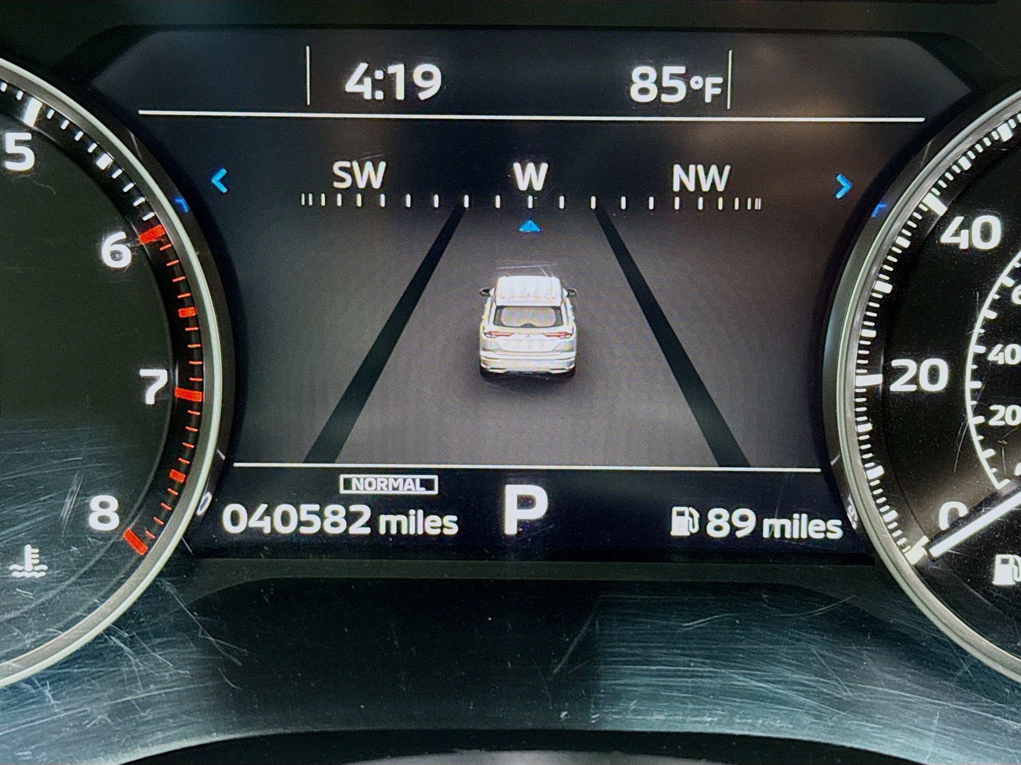 Used 2024 Mitsubishi Outlander SE image 8