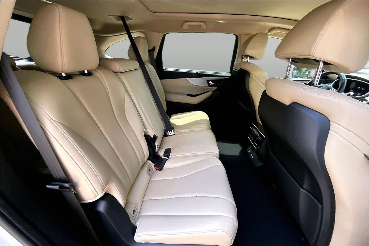 Used 2024 Acura MDX SH-AWD w/ Technology Package image 20