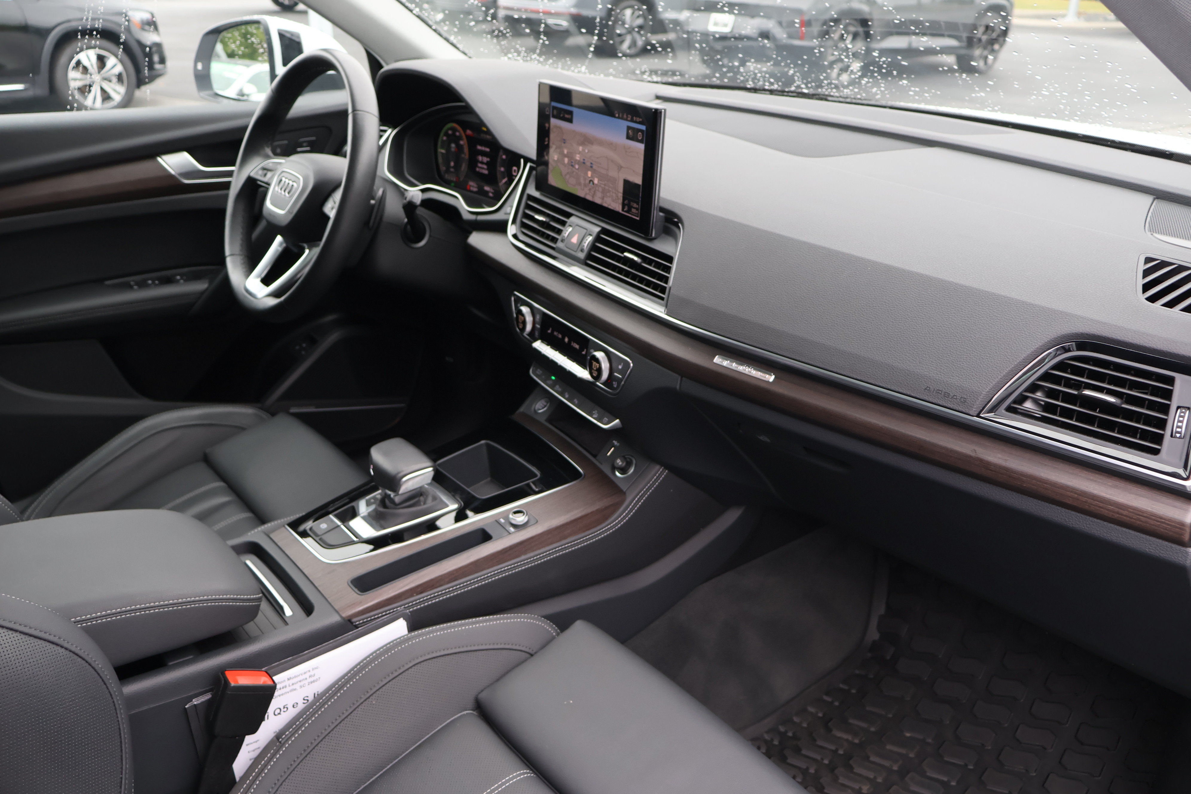 Used 2023 Audi Q5 e Prestige AWD/4WD image 30