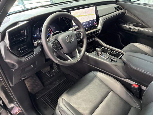 Used 2026 Lexus TX 350 AWD w/ Technology Package image 9