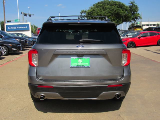 Used 2021 Ford Explorer XLT w/ Equipment Group 202A image 9