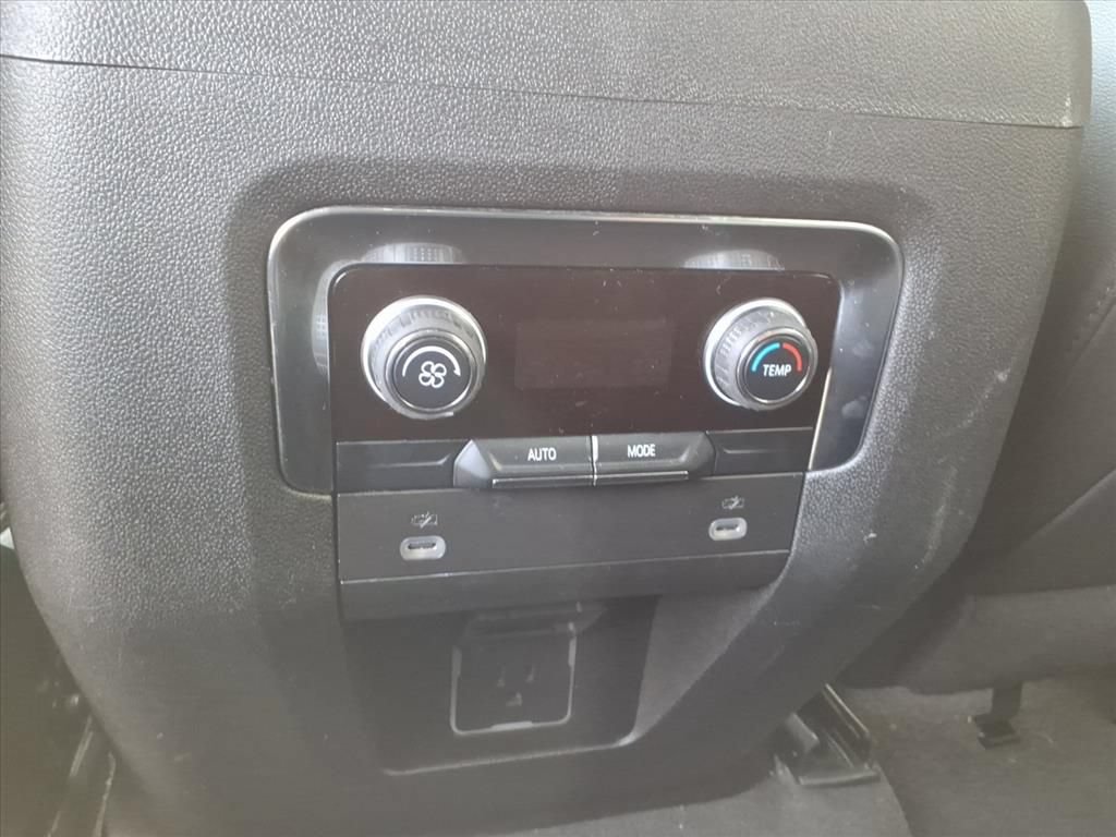 Used 2024 Chevrolet Tahoe LT AWD/4WD image 10