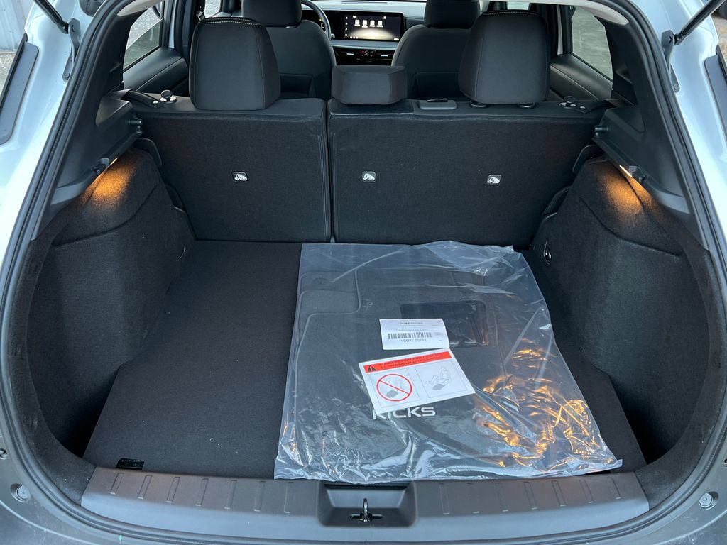 New 2026 Nissan Kicks SV w/ SV Premium Package AWD/4WD image 20