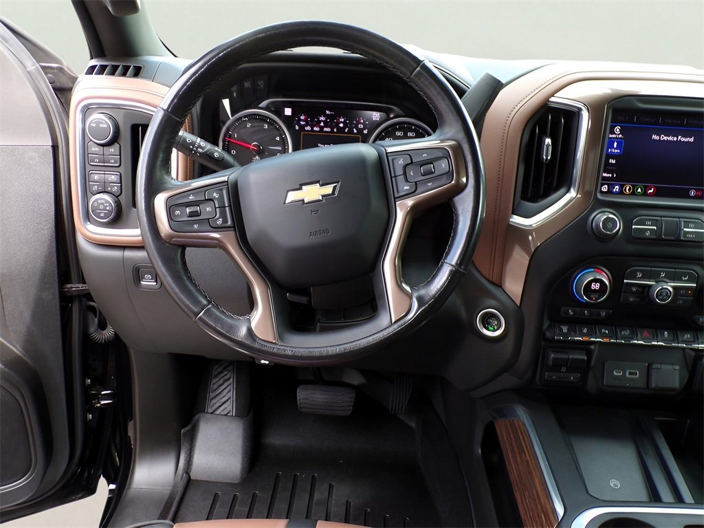 Used 2022 Chevrolet Silverado 3500 High Country w/ Technology Package image 10