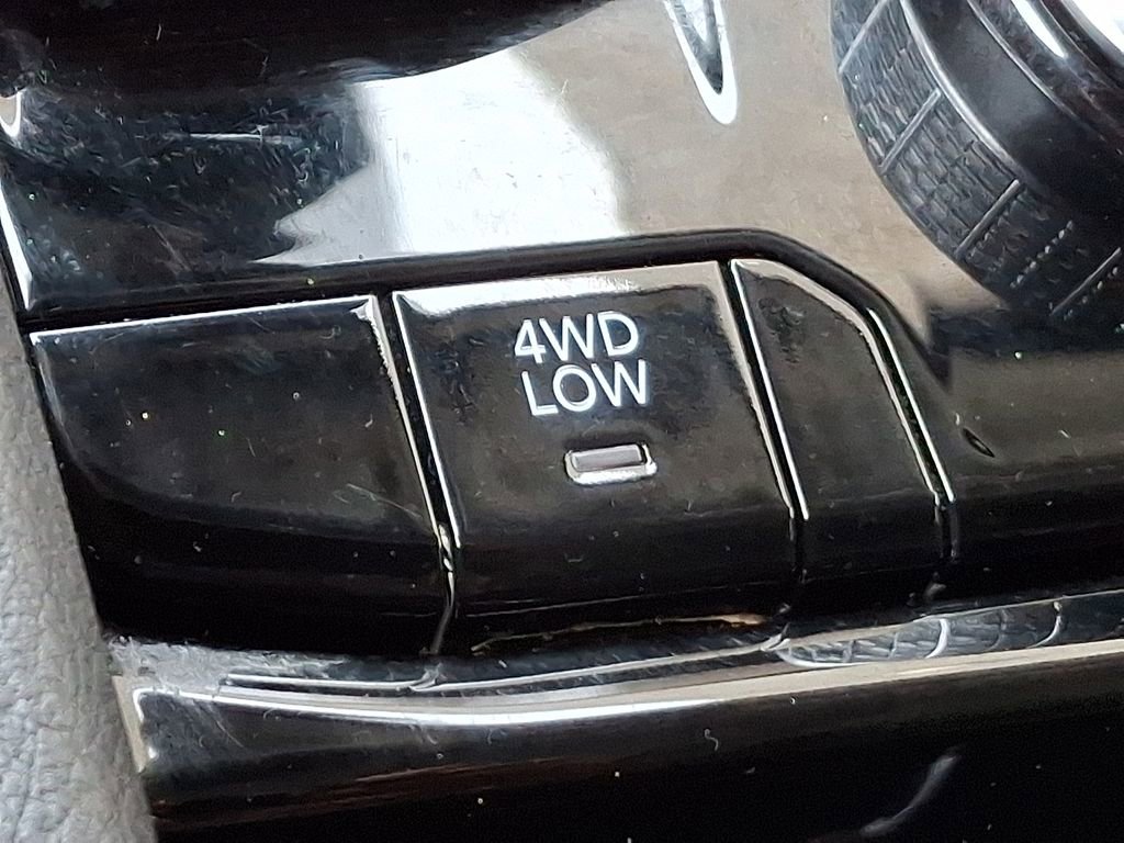 Used 2023 Jeep Grand Cherokee 4WD 4xe image 29