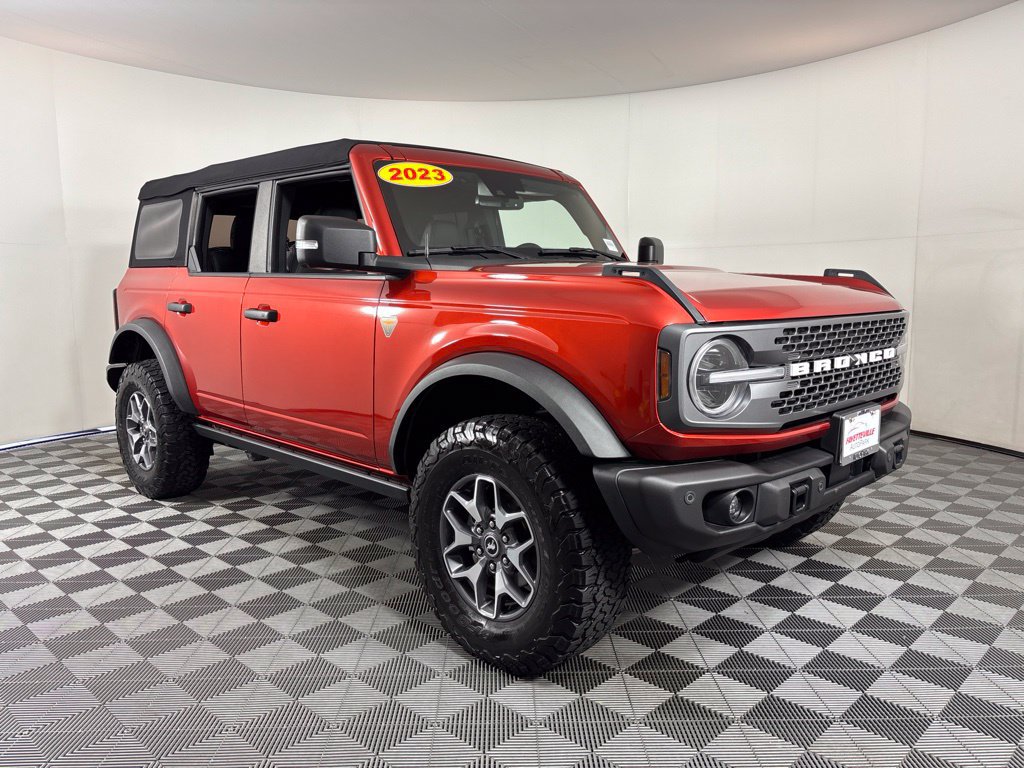 Used 2023 Ford Bronco Badlands AWD/4WD image 18