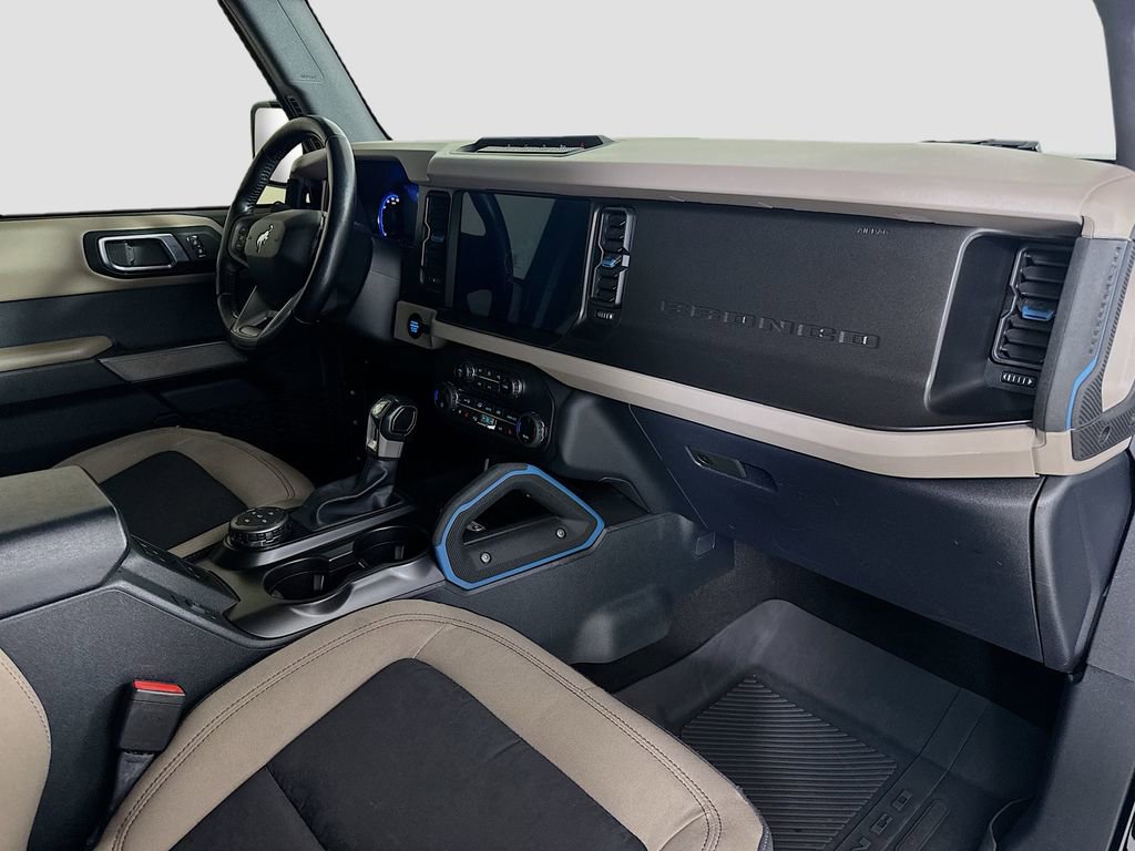 Used 2023 Ford Bronco Wildtrak image 27