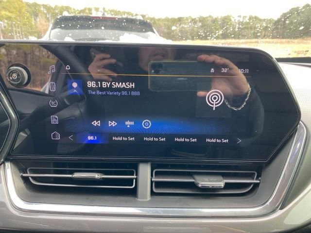 Used 2025 Chevrolet Trax ACTIV w/ Driver Confidence Package image 23