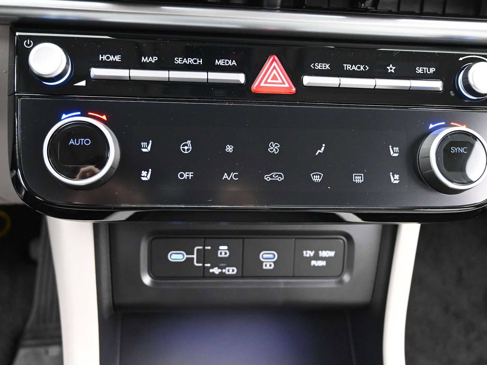 New 2026 Hyundai Tucson Limited image 19