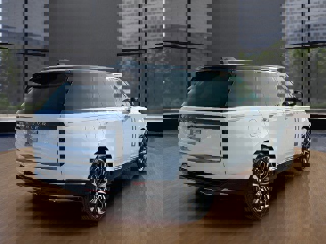 New 2026 Land Rover Range Rover SE image 16