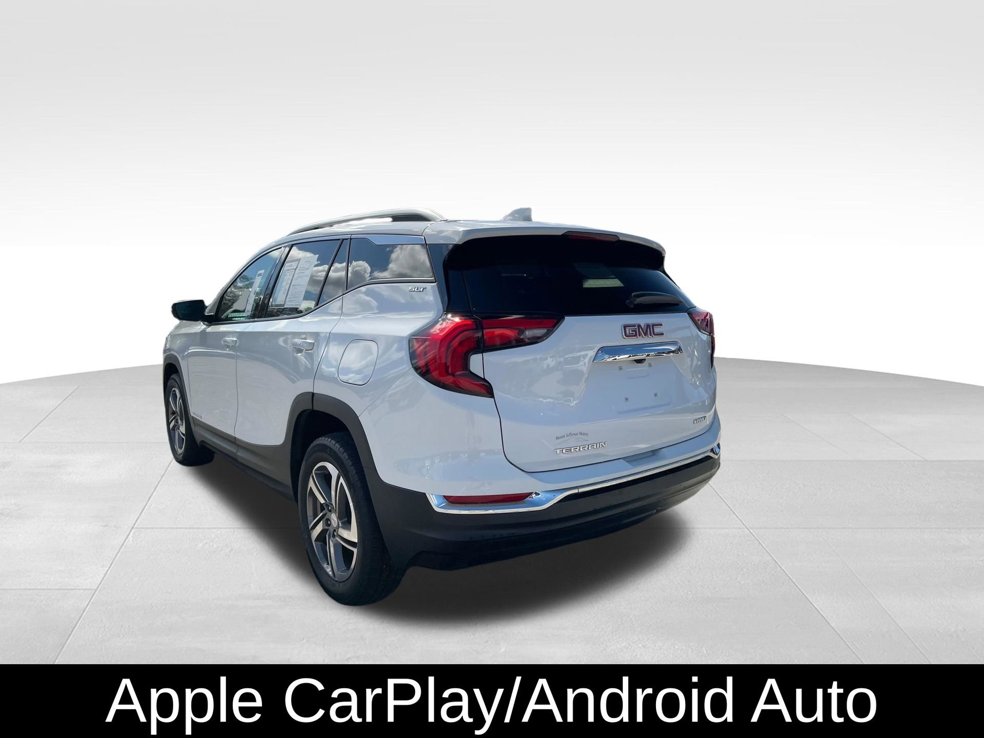 Used 2021 GMC Terrain SLT image 8