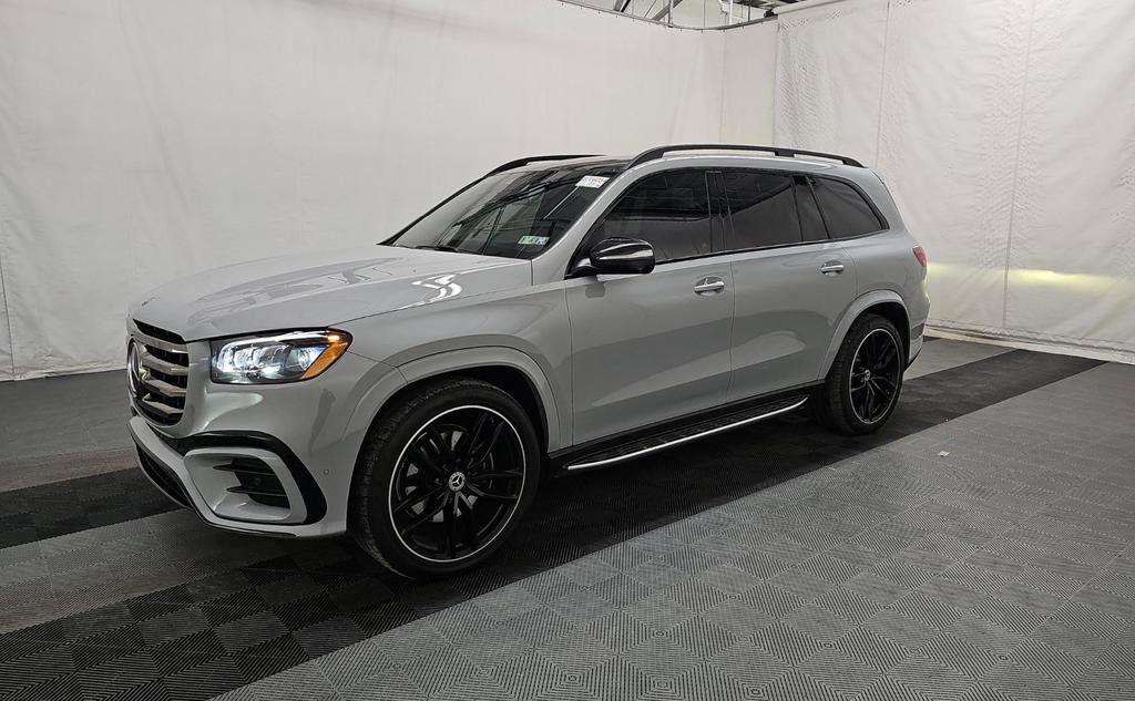 Used 2024 Mercedes-Benz GLS 580 4MATIC w/ Night Package image 3