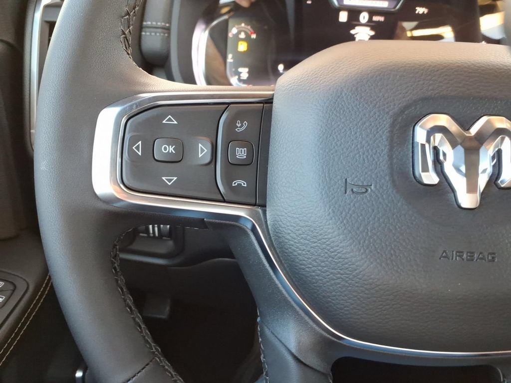 New 2026 RAM 2500 Laramie AWD/4WD image 20