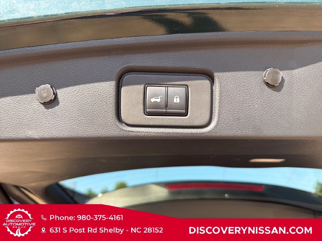 Certified 2025 Nissan Pathfinder SL AWD/4WD image 33