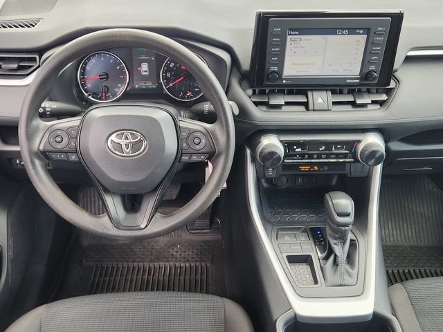 Used 2022 Toyota RAV4 LE FWD image 25