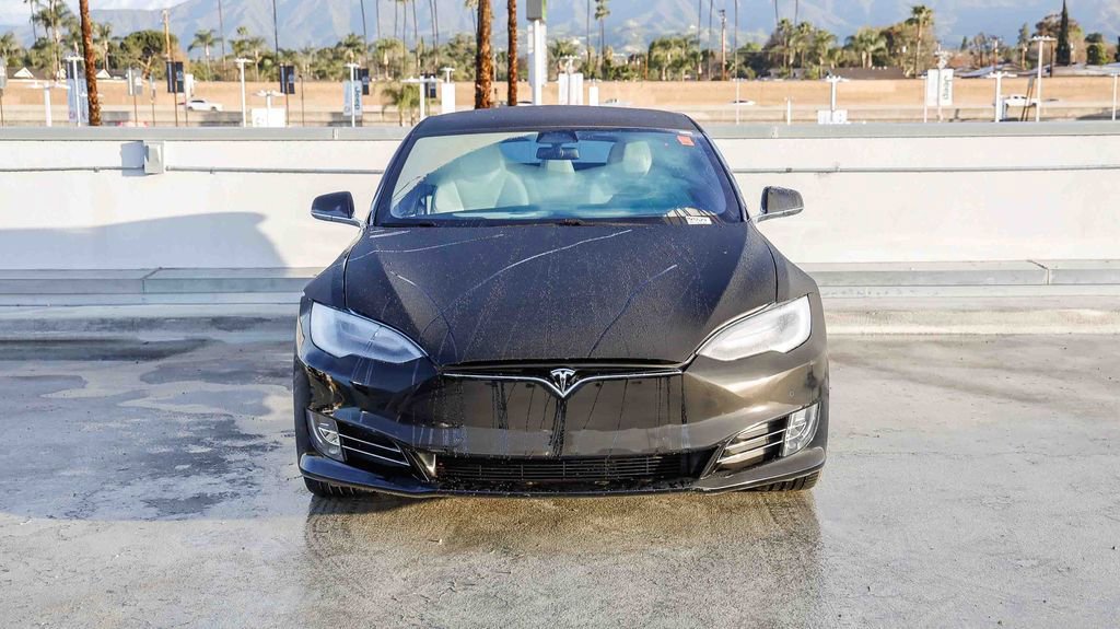 Used 2021 Tesla Model S Performance image 3