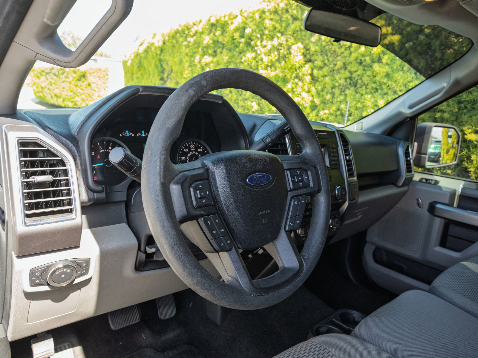 Used 2015 Ford F150 XLT RWD image 14