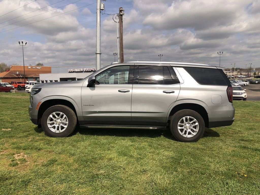Used 2025 Chevrolet Tahoe LT AWD/4WD image 11