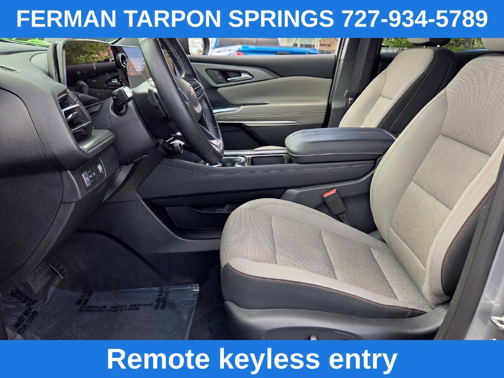 Certified 2026 Chevrolet Traverse LT w/ Driver Confidence Package FWD image 14
