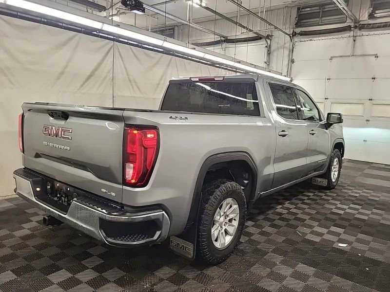 Used 2023 GMC Sierra 1500 SLE w/ Enhanced Capability Package AWD/4WD image 2