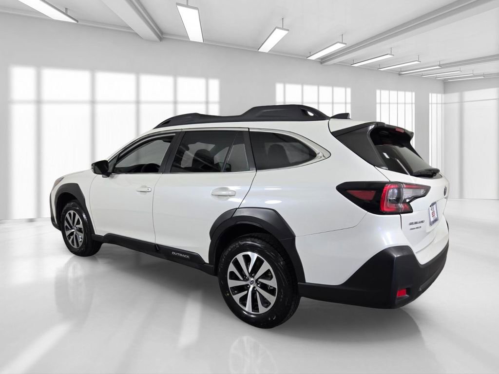 Certified 2024 Subaru Outback Premium AWD/4WD image 5