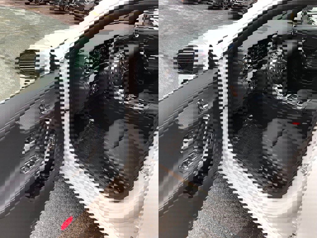 New 2025 Mercedes-Benz CLA 250 4MATIC image 11
