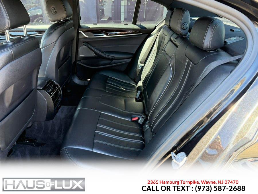 Used 2018 BMW 530i xDrive w/ M Sport Package AWD/4WD image 13