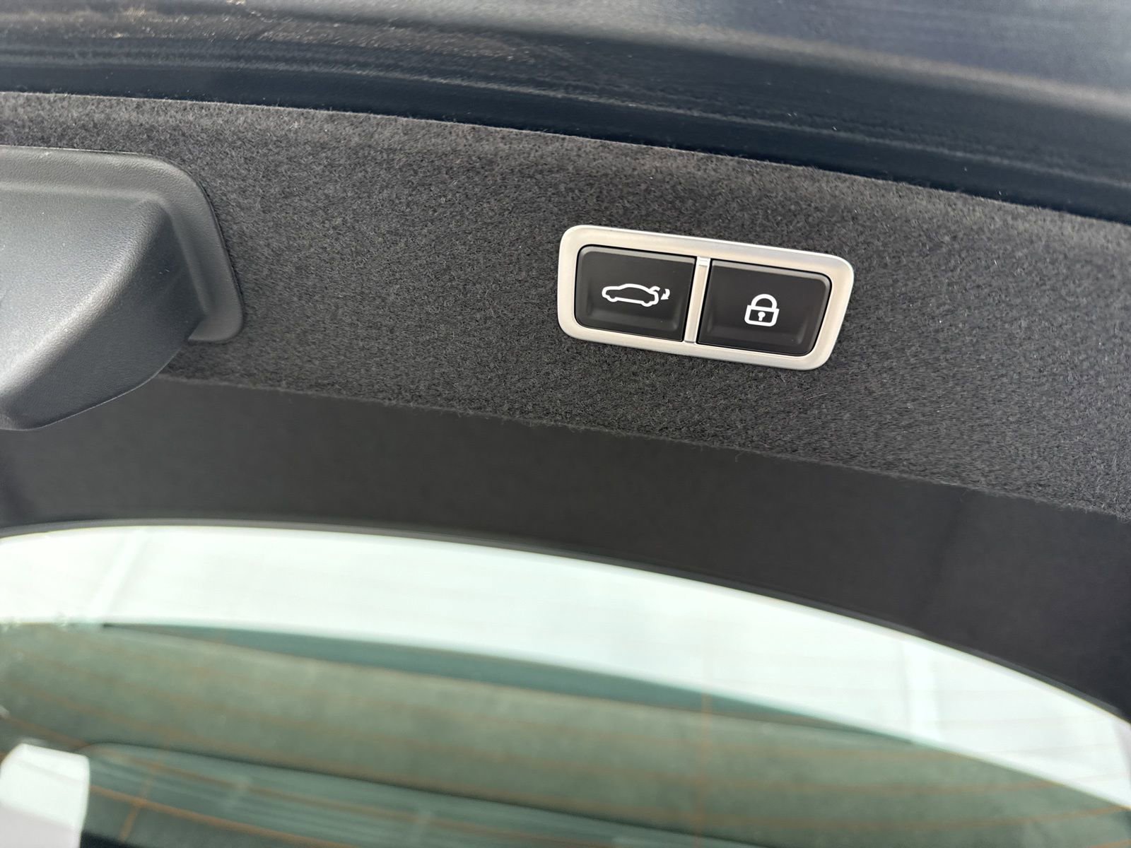 Used 2024 Genesis G80 Advanced w/ Prestige Package image 12