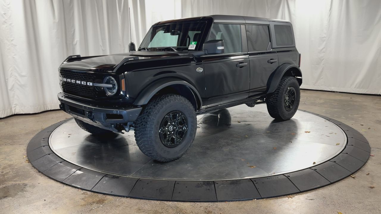 Used 2023 Ford Bronco Wildtrak image 6