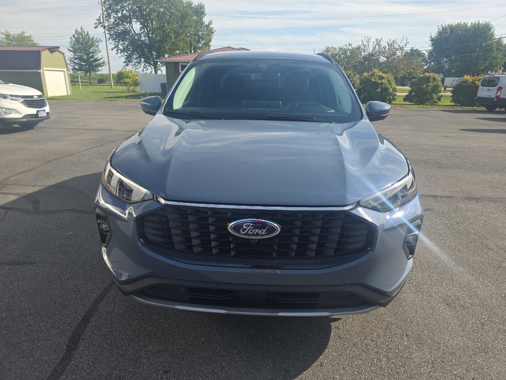 New 2025 Ford Escape SE image 3