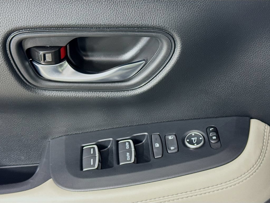 Used 2026 Honda HR-V EX-L image 23