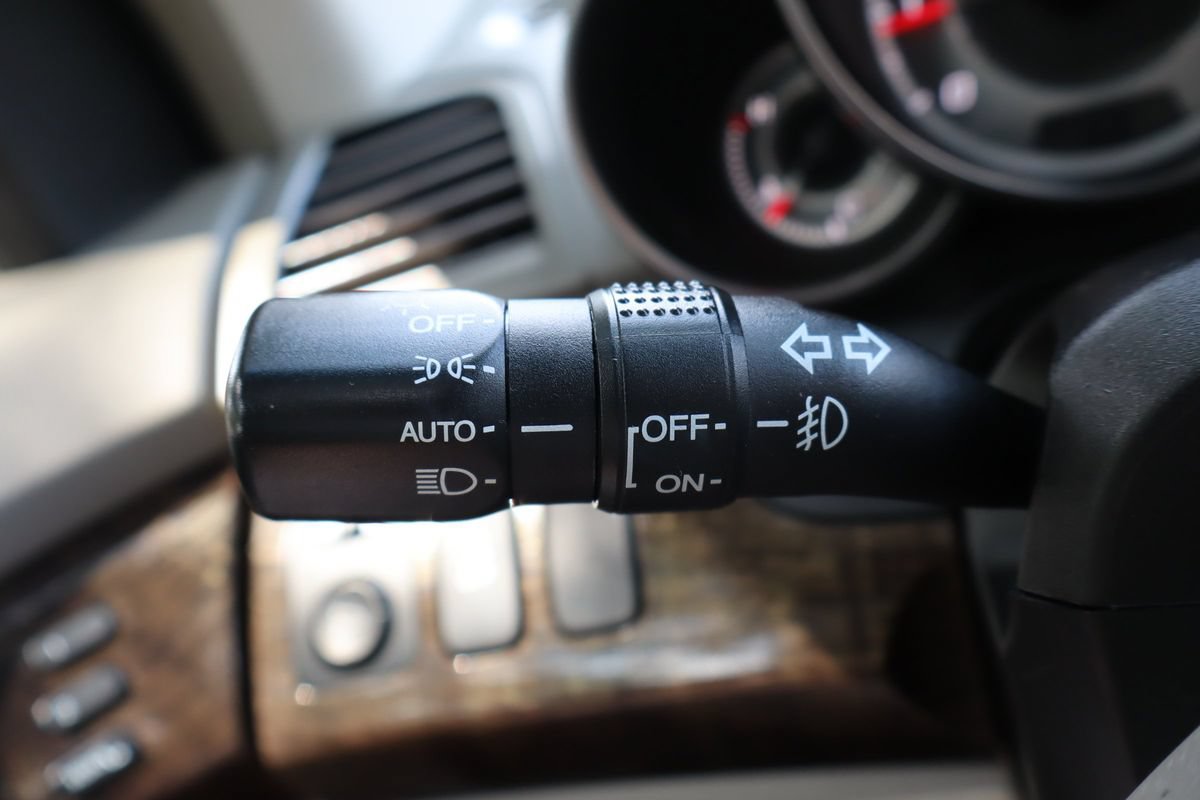 Used 2012 Acura MDX AWD/4WD image 32