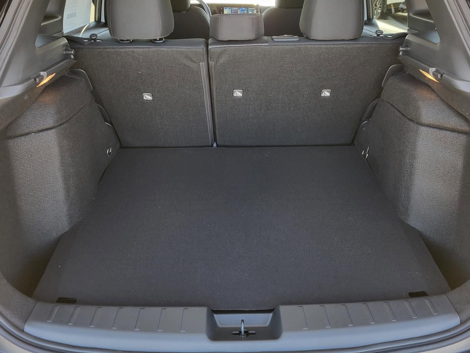 New 2026 Nissan Kicks SV w/ SV Premium Package image 15