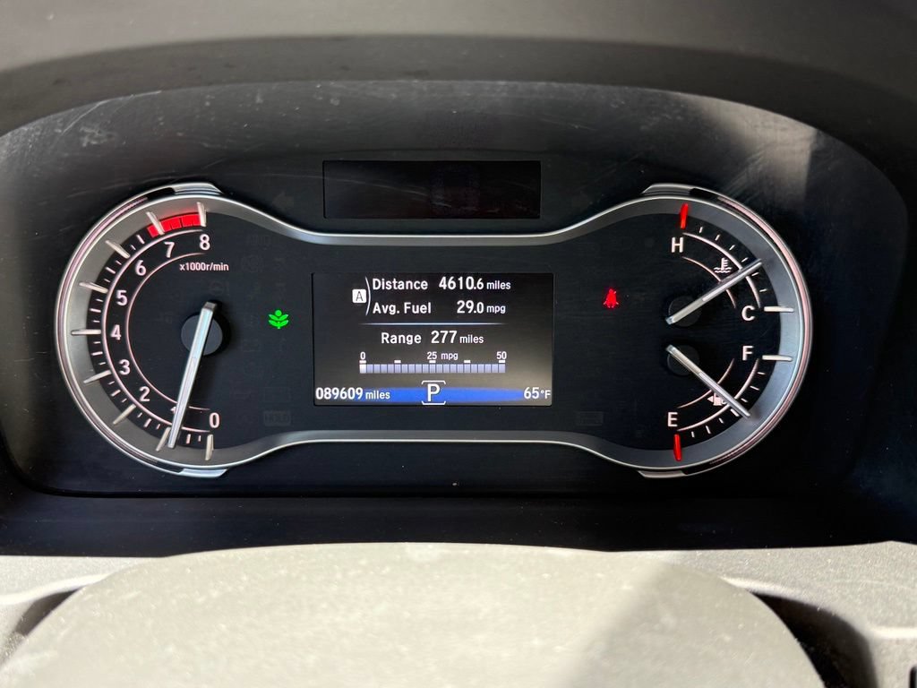 Used 2016 Honda Pilot Touring image 21