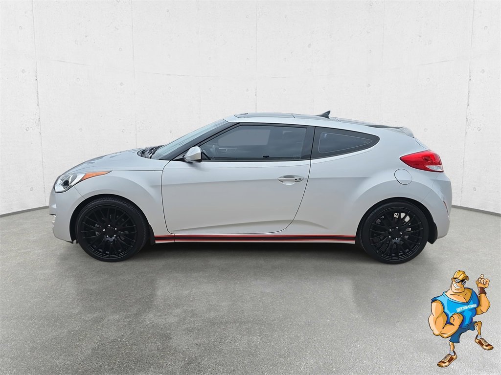 Used 2017 Hyundai Veloster Value Edition image 8