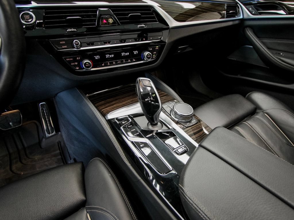 Used 2023 BMW 530e xDrive w/ Premium Package AWD/4WD image 16