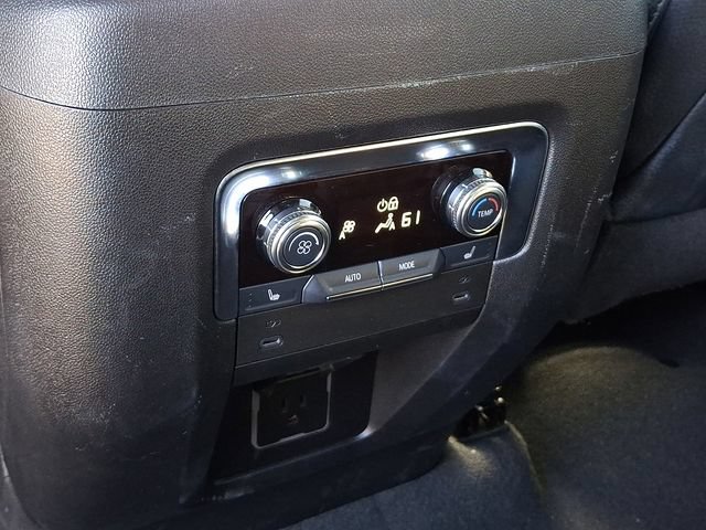Used 2025 GMC Yukon Denali AWD/4WD image 18
