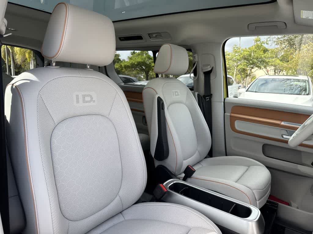 New 2025 Volkswagen ID. Buzz Pro S Plus image 27
