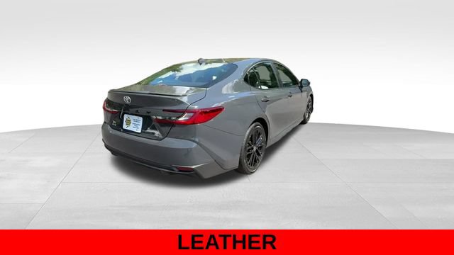 Used 2026 Toyota Camry SE FWD image 6