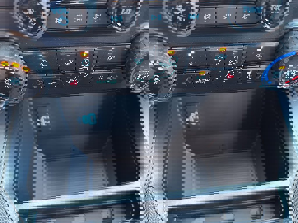 New 2026 Ford F350 XLT w/ XLT Premium Package image 31