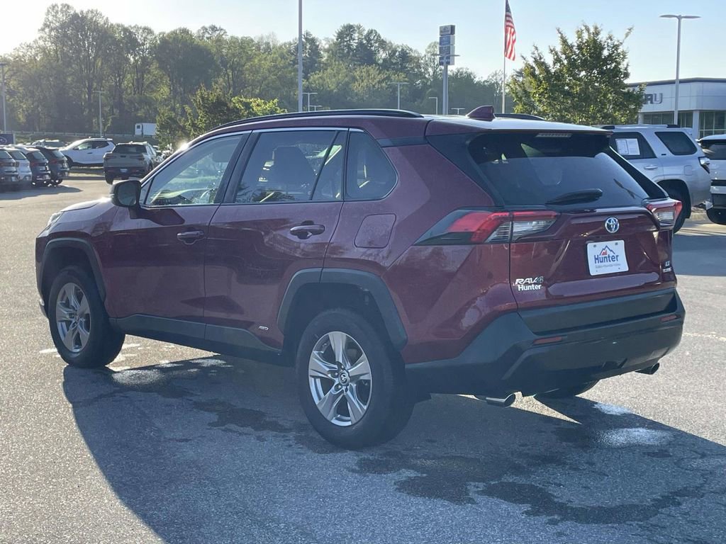 Used 2023 Toyota RAV4 LE AWD/4WD image 27
