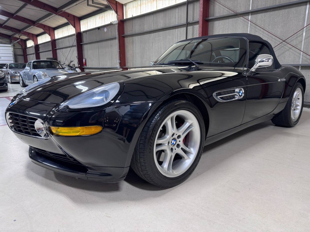 Used 2002 BMW Z8 RWD image 25