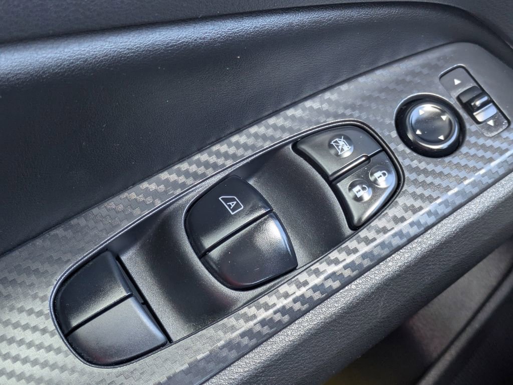 Used 2025 Nissan Altima 2.5 SV FWD image 20