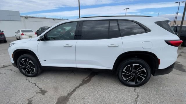 Used 2025 Buick Enclave Sport Touring image 7